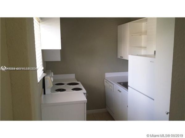 Unit 4, Miami, FL 33133