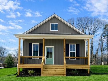 198 Triple Oak Cir., Madison Heights, VA 24572