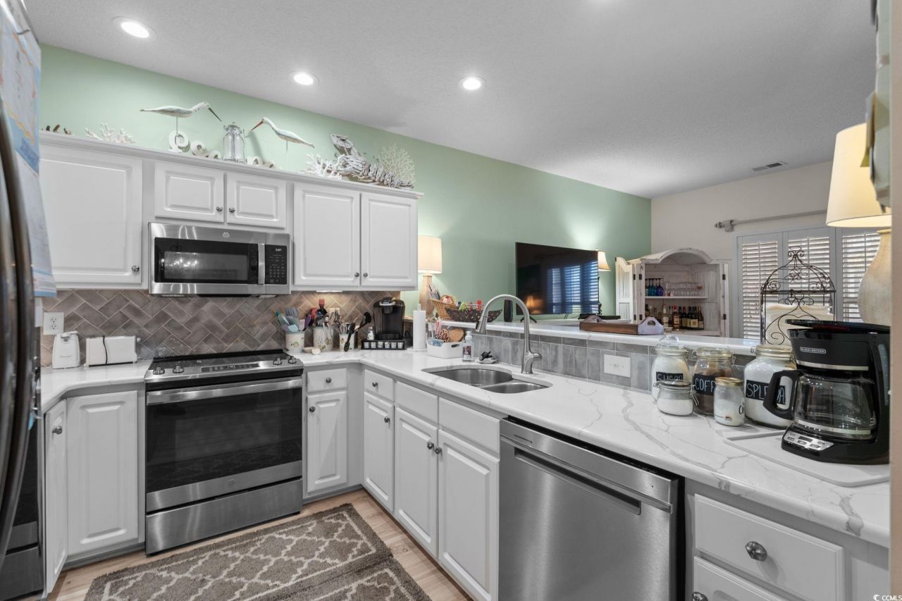 1058 Sea Mountain Hwy. Photo 10