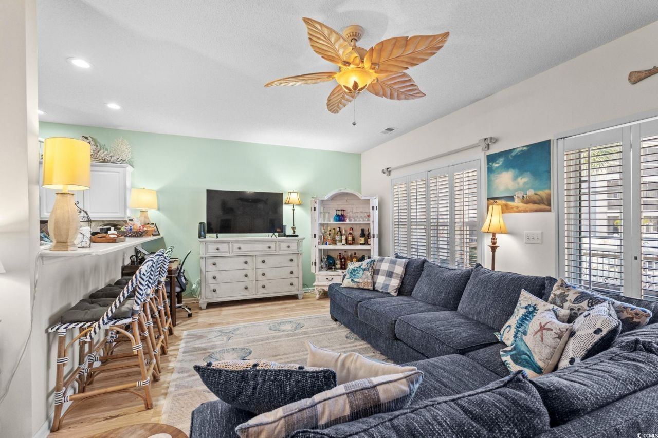 1058 Sea Mountain Hwy. Photo 4