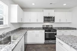 114 Kirkwood Court photo 4