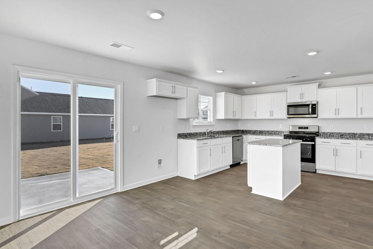 114 Kirkwood Court Photo 9