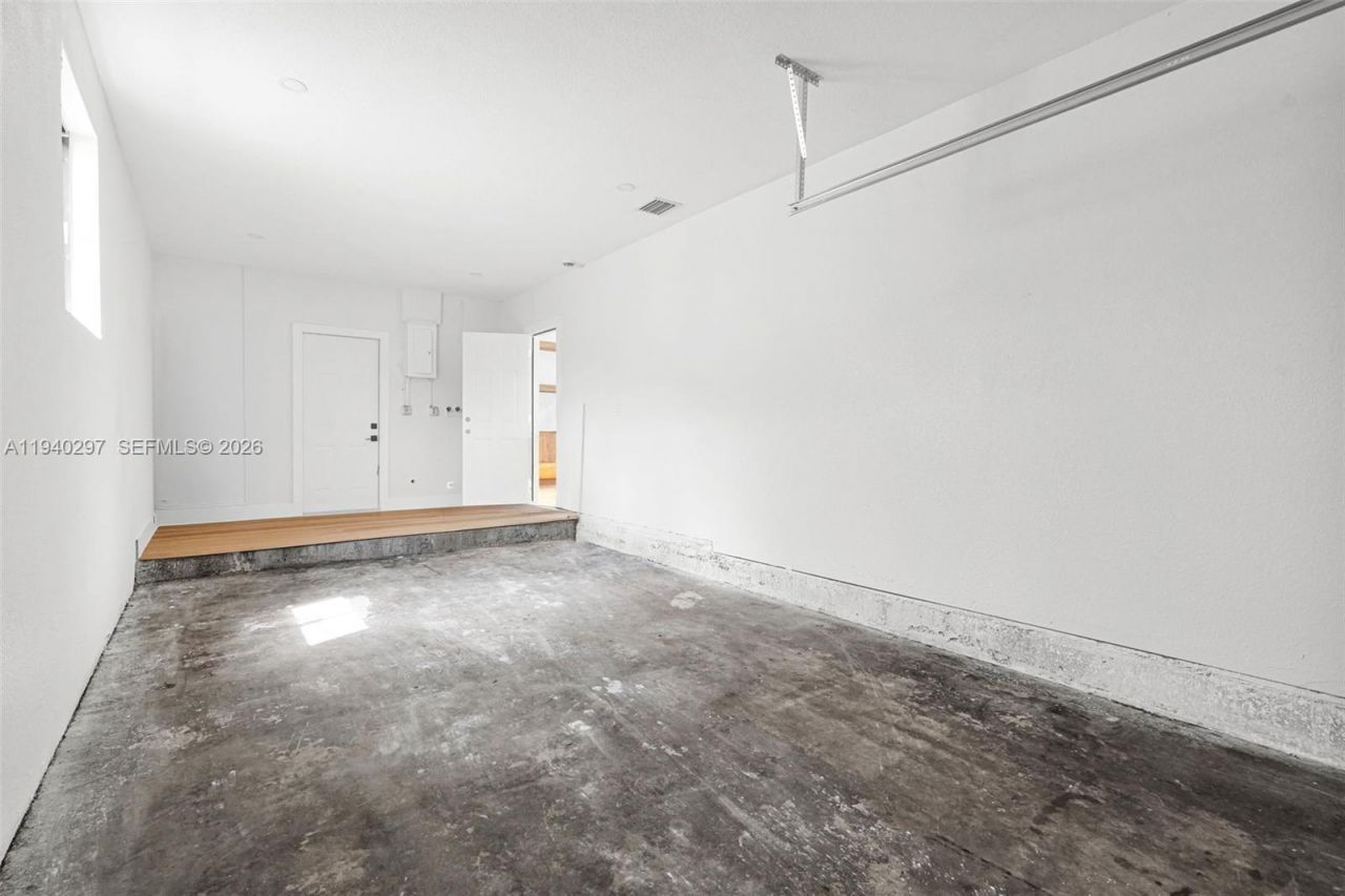 2225 NW 195th St, Miami Gardens, FL 33056 Photo