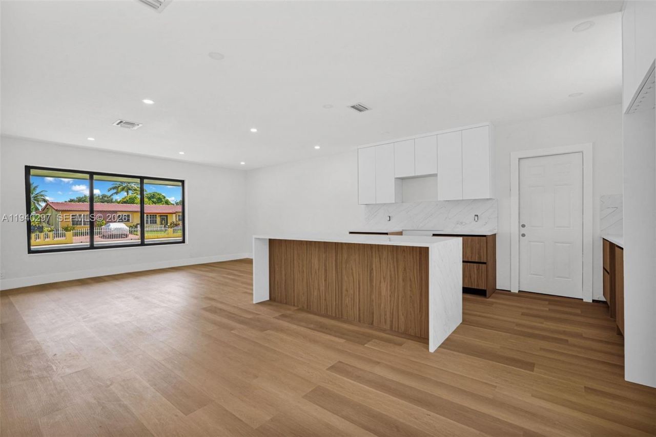 2225 NW 195th St, Miami Gardens, FL 33056 Photo