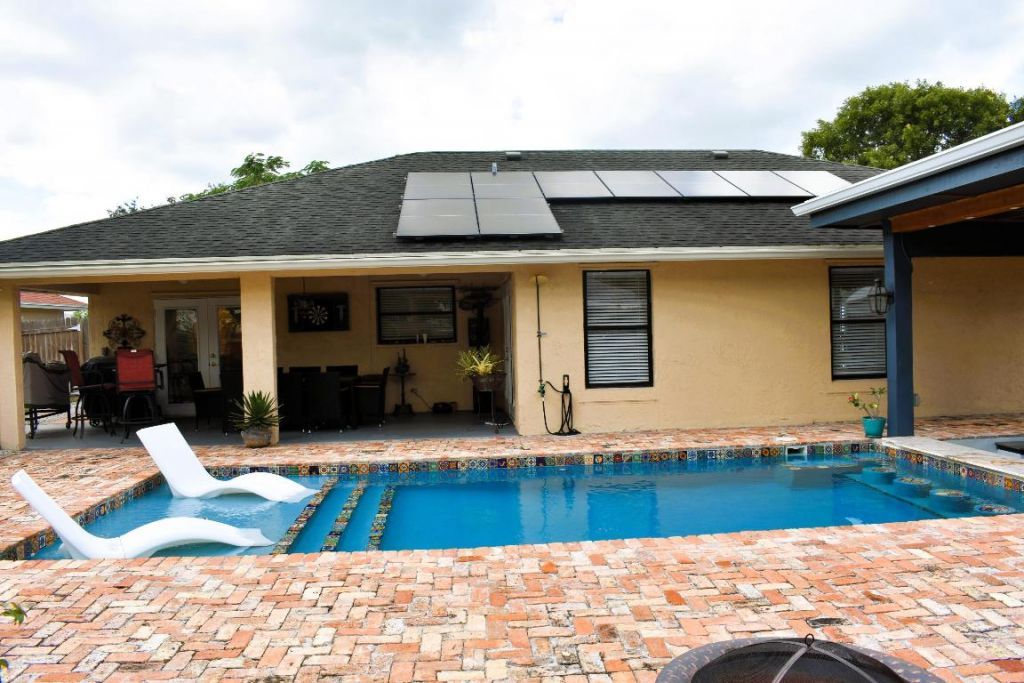 120 Sunflower Circle, Royal Palm Beach, FL 33411 Photo