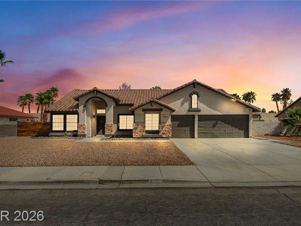 2640 Rosanna Street, Las Vegas, NV 89117