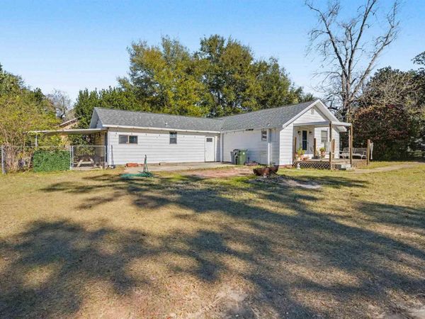 1007 N 57th Ave, Pensacola, FL 32506