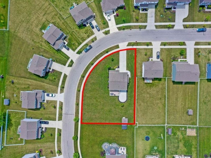 1680 Dickson Drive, Marysville, OH 43040 Photo 8