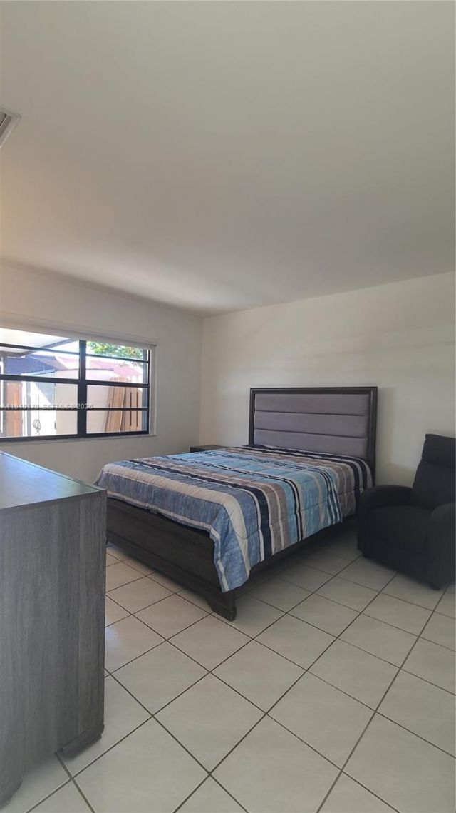 1340 SW 135th Ct, Miami, FL 33184 Photo