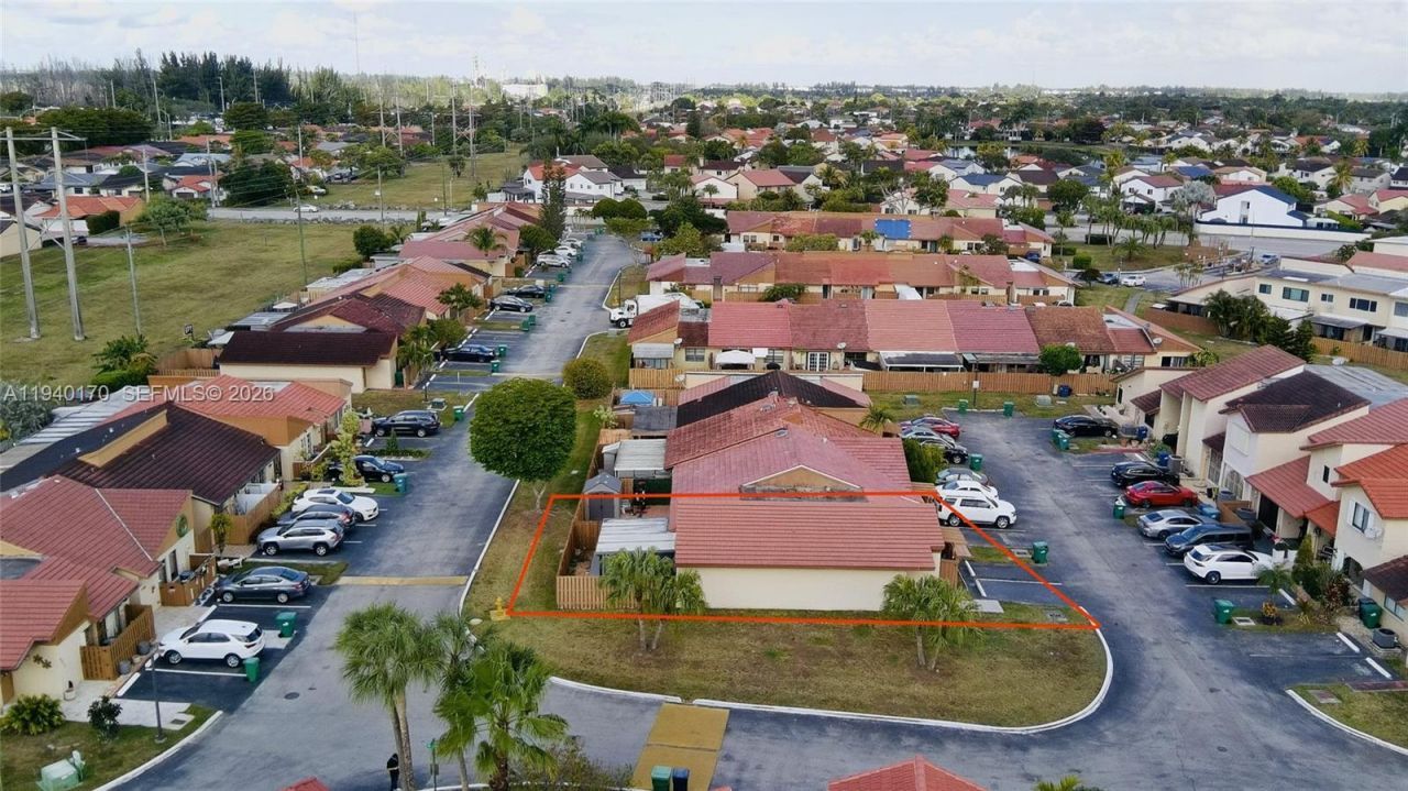 1340 SW 135th Ct, Miami, FL 33184 Photo