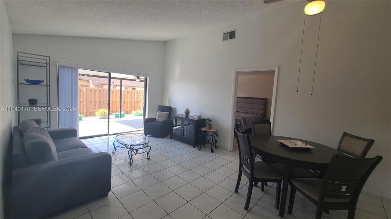 1340 SW 135th Ct, Miami, FL 33184 Photo