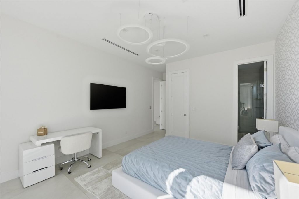 1517 SE 12th Court, Fort Lauderdale, FL 33316 Photo