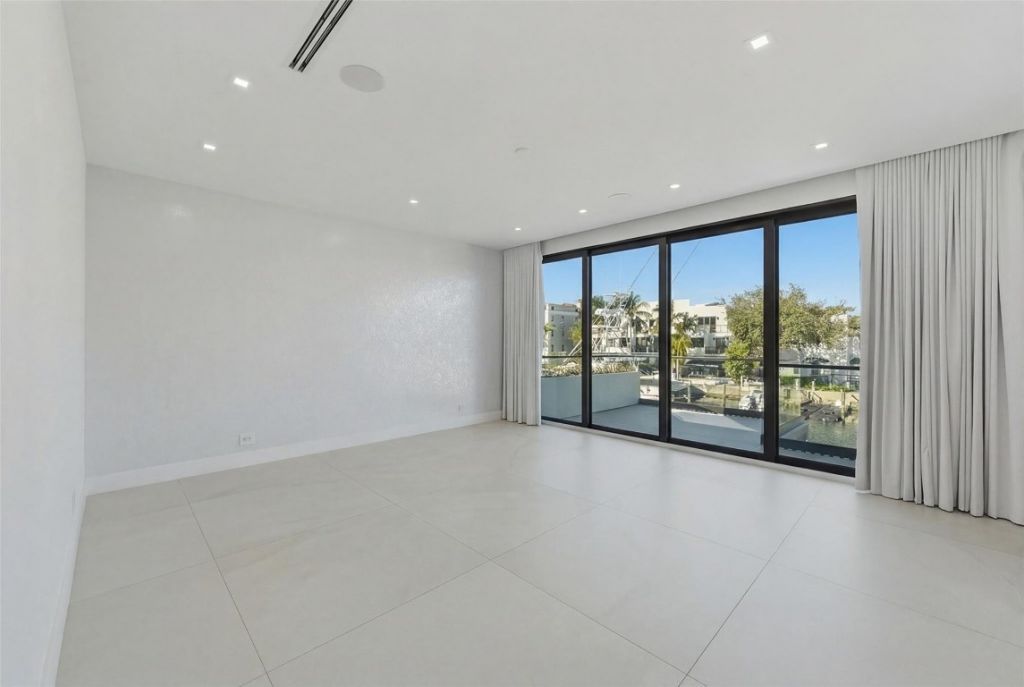 1517 SE 12th Court, Fort Lauderdale, FL 33316 Photo