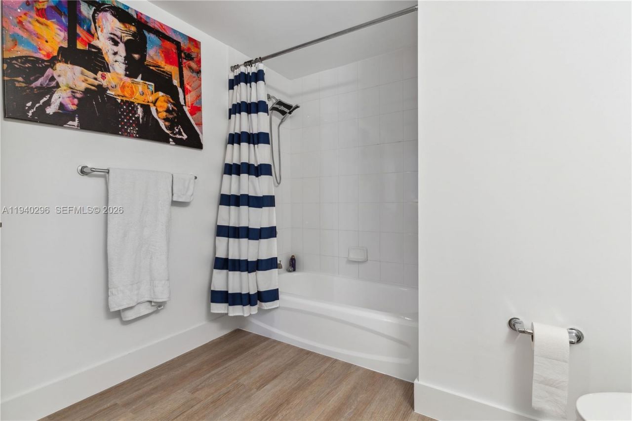 1250 S Miami Ave, Unit 2106, Miami, FL 33130 Photo
