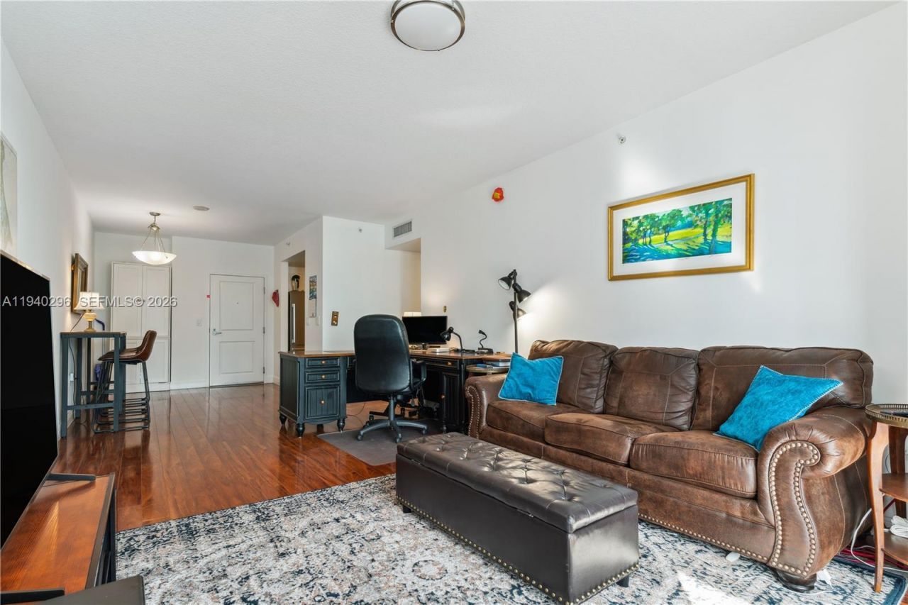 1250 S Miami Ave, Unit 2106, Miami, FL 33130 Photo