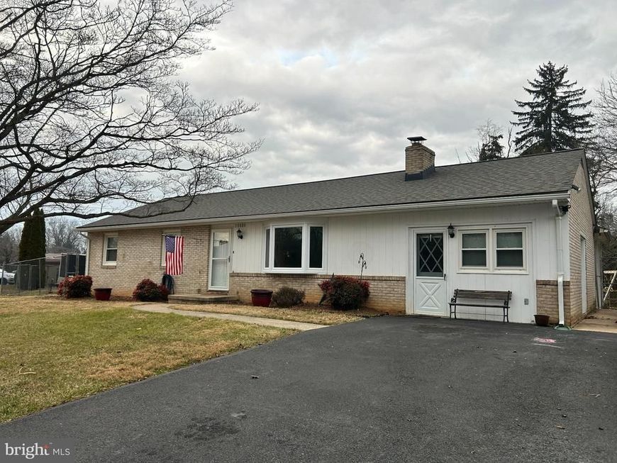 20800 Emerald Drive, Hagerstown, MD 21742 Main Photo