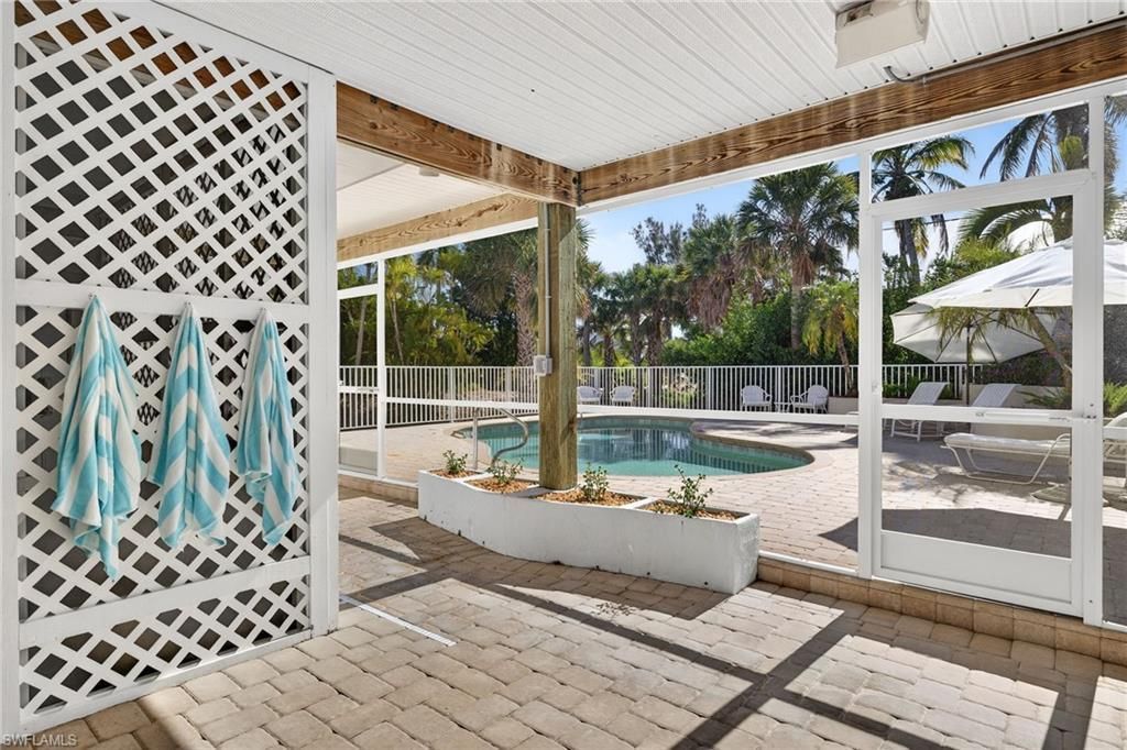 290 Southwinds Dr, Sanibel, FL 33957 Photo