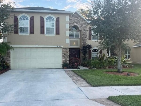 5189 NW Wisk Fern Circle, Port St. Lucie, FL 34986