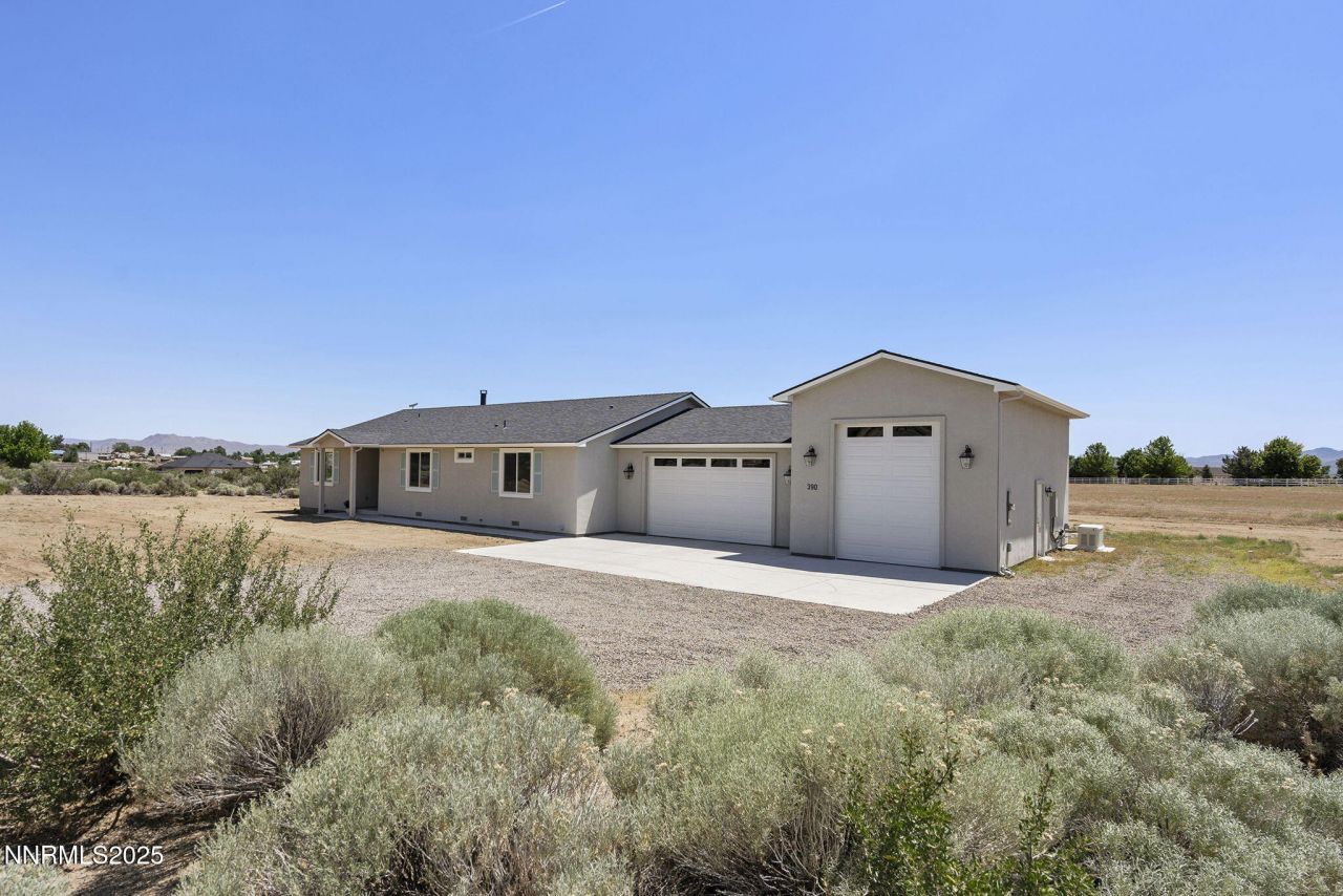 390 Angelina Circle, Wellington, NV 89444 Main Photo