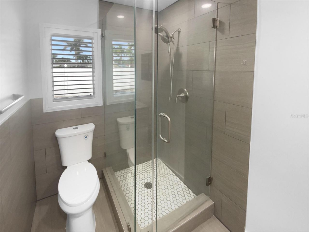 8001 13th Avenue S, Saint Petersburg, FL 33701 Photo