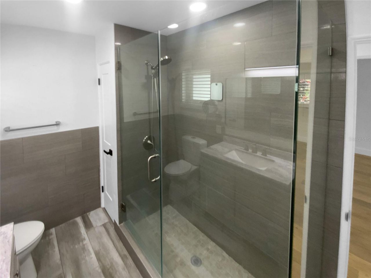 8001 13th Avenue S, Saint Petersburg, FL 33701 Photo