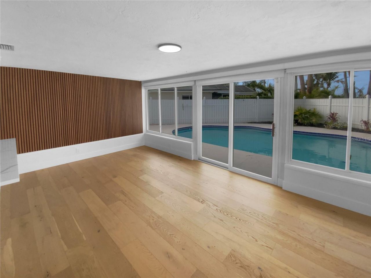 8001 13th Avenue S, Saint Petersburg, FL 33701 Photo