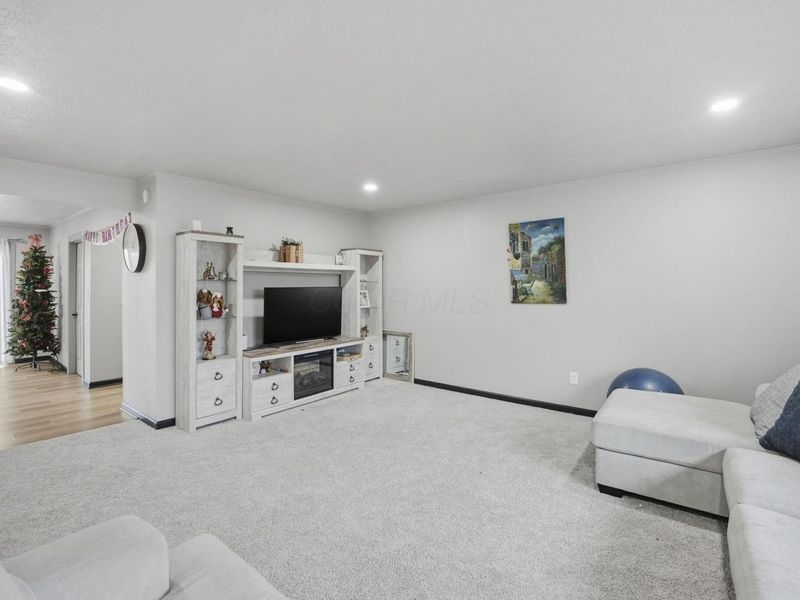 8048 Johnstown Utica Road, Johnstown, OH 43031 Photo 9