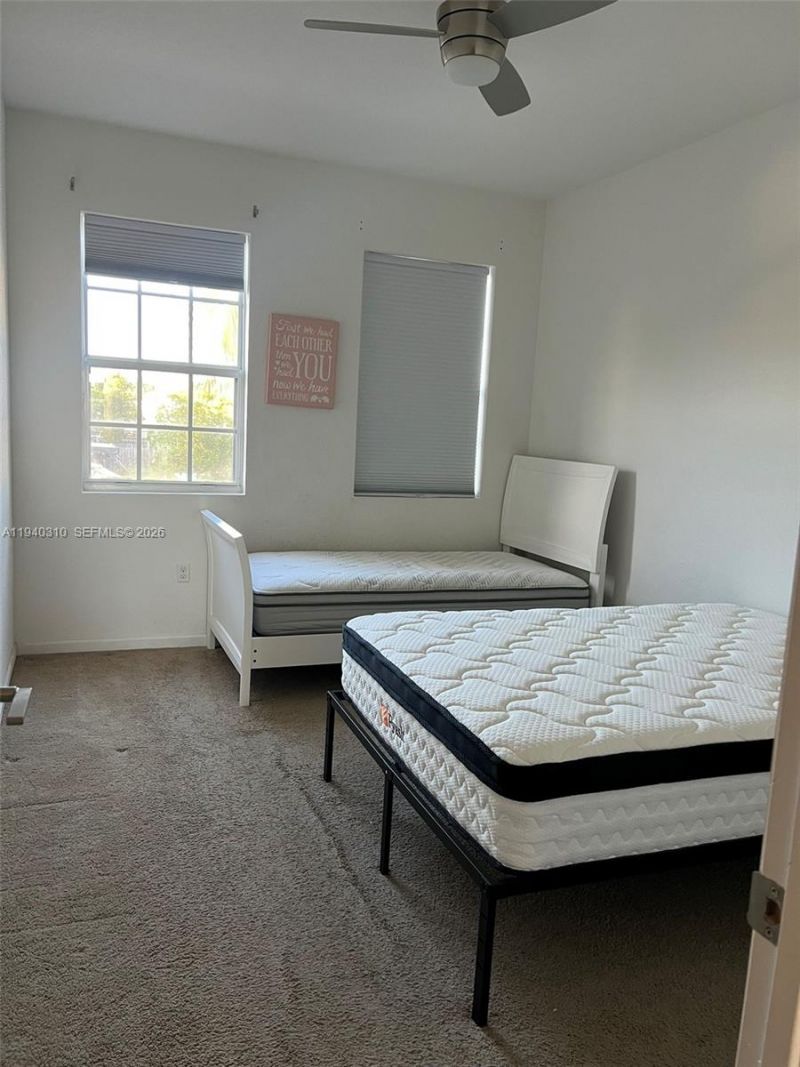 2432 SE 15th St, Homestead, FL 33035 Photo