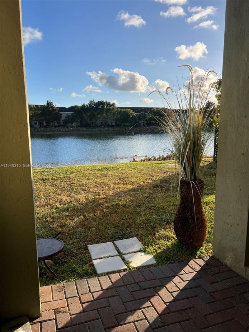 2432 SE 15th St, Homestead, FL 33035 Photo