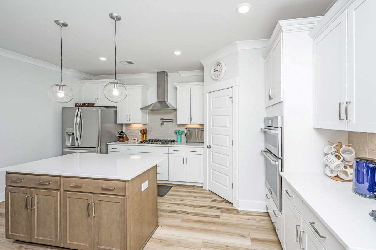 435 Rowley Lane Photo 28