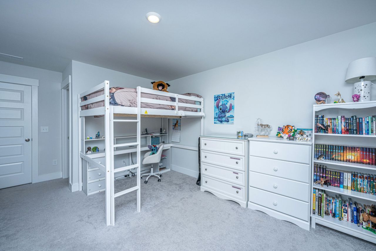 435 Rowley Lane Photo 45