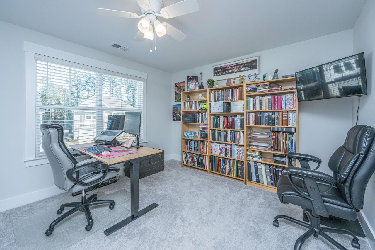 435 Rowley Lane Photo 49