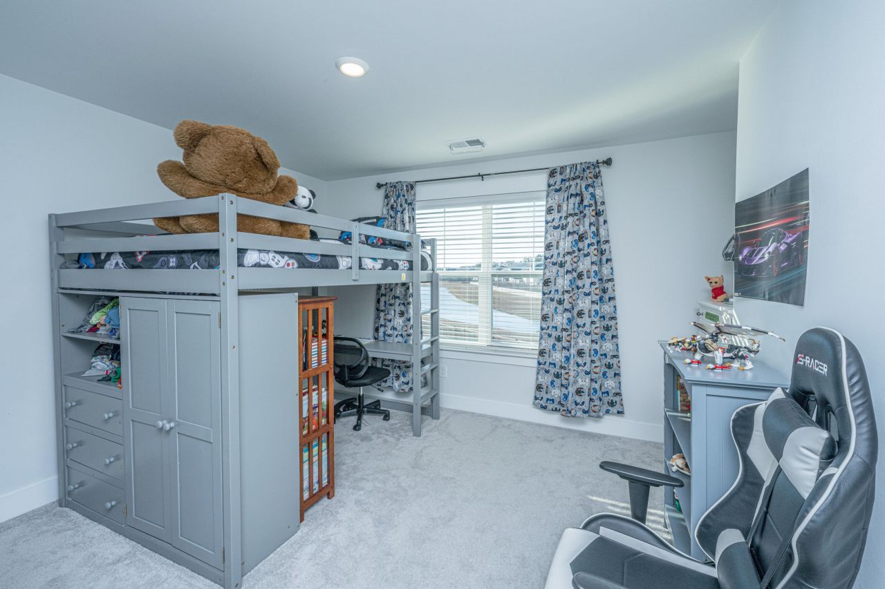 435 Rowley Lane Photo 51