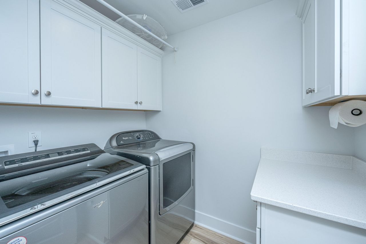 435 Rowley Lane Photo 55