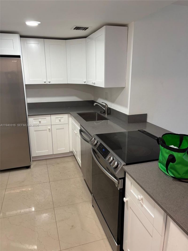 Please Call For Address, Unit 422, North Miami, FL 33181 Photo