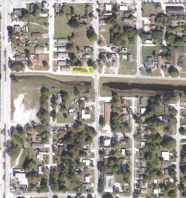 2302 Canal Terrace, Fort Pierce, FL 34950 Photo