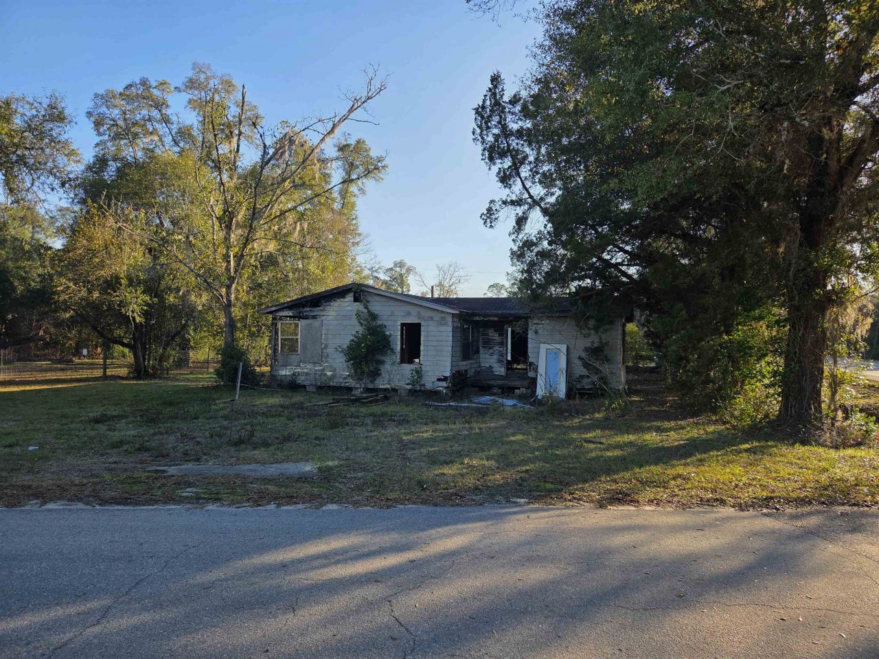 10801 NW Faircloth, Bristol, FL 32321 Photo