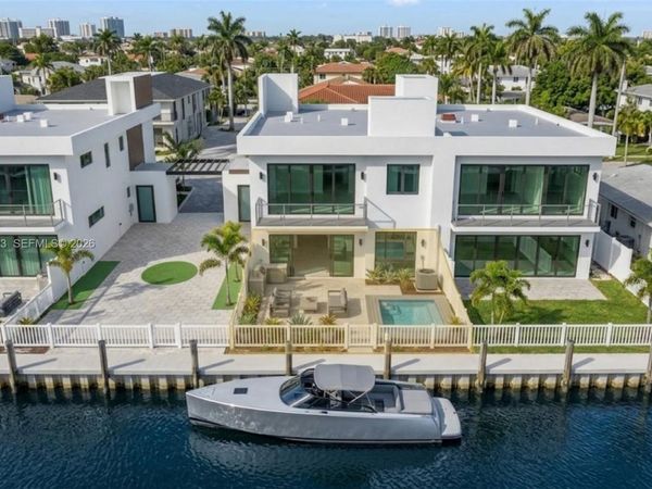 4640 SW 32nd Ave, Unit D1, Dania Beach, FL 33312