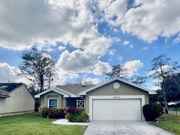 4241 Green Forest Way, Boynton Beach, FL 33436
