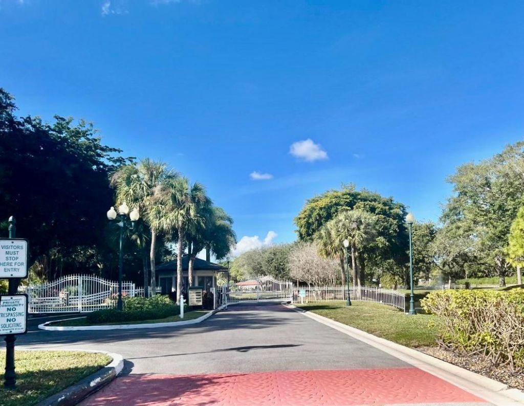 4241 Green Forest Way, Boynton Beach, FL 33436 Photo