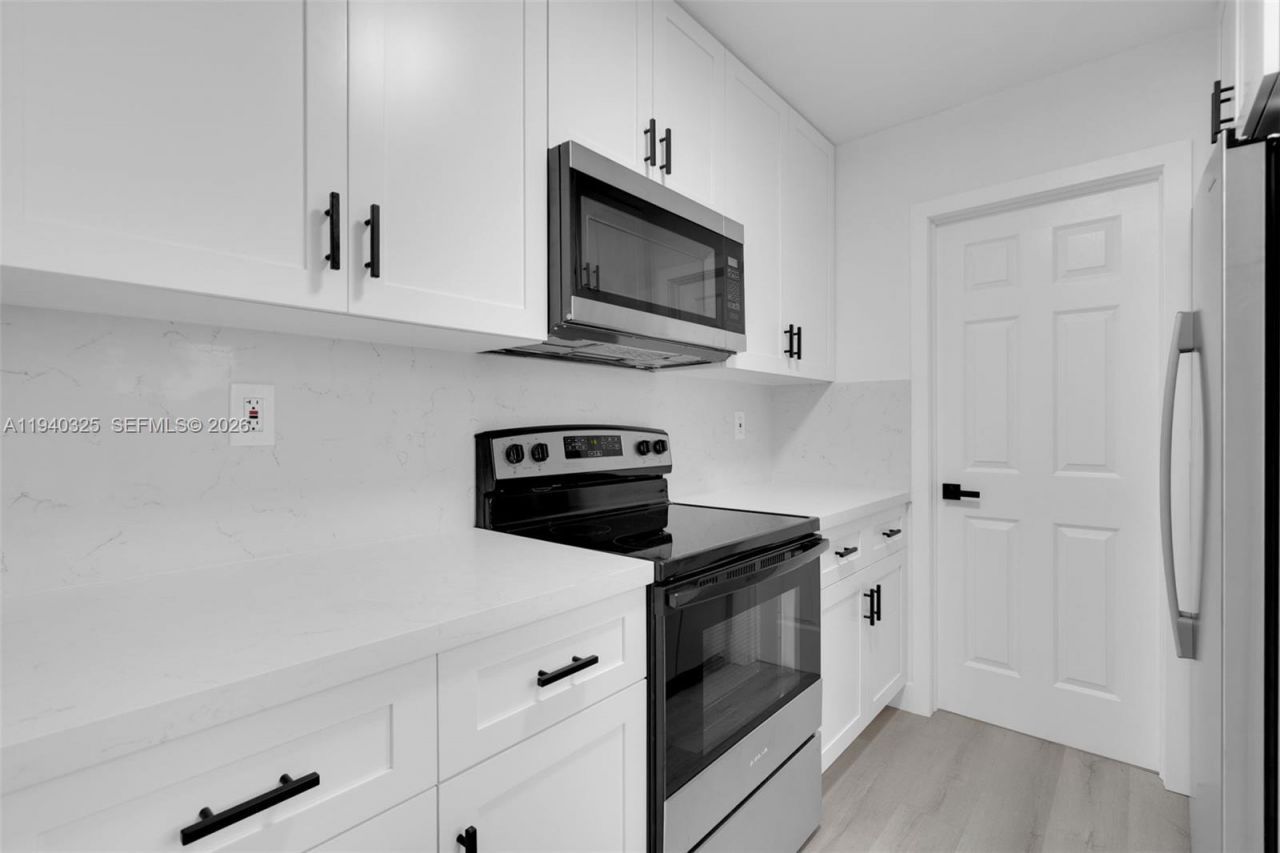 20901 NW 27th Ct , Miami Gardens, FL 33056 Photo