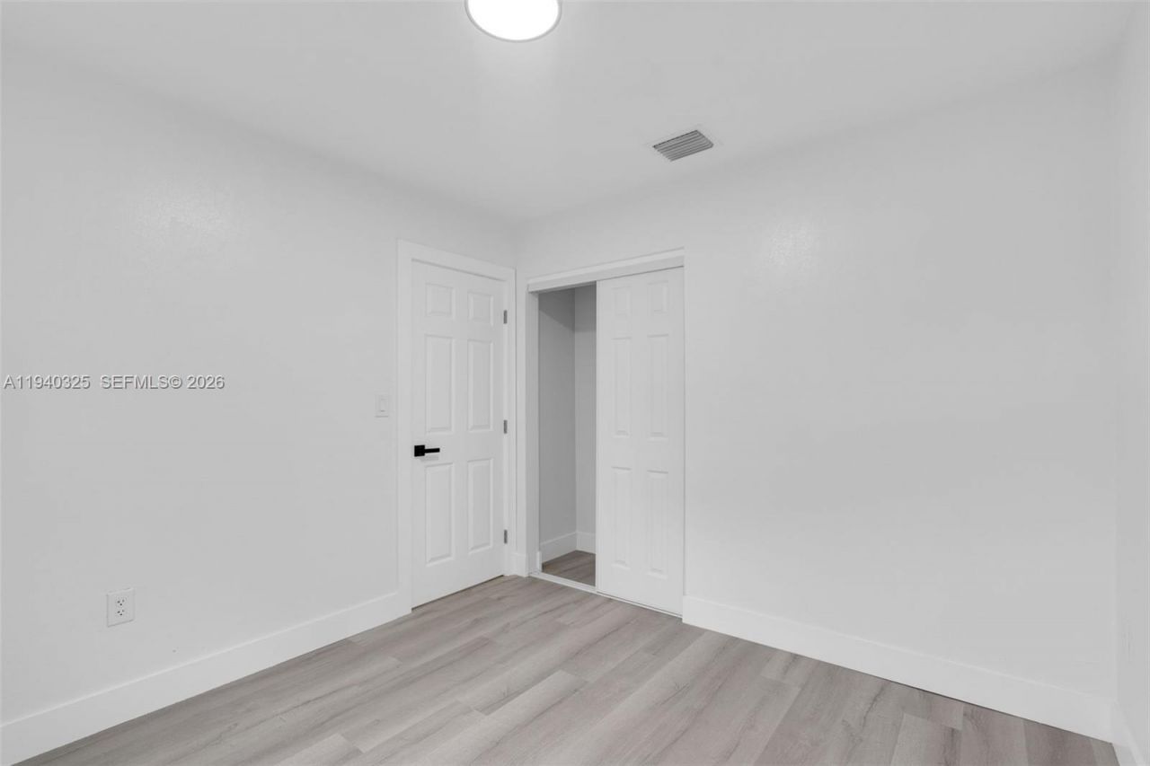 20901 NW 27th Ct , Miami Gardens, FL 33056 Photo