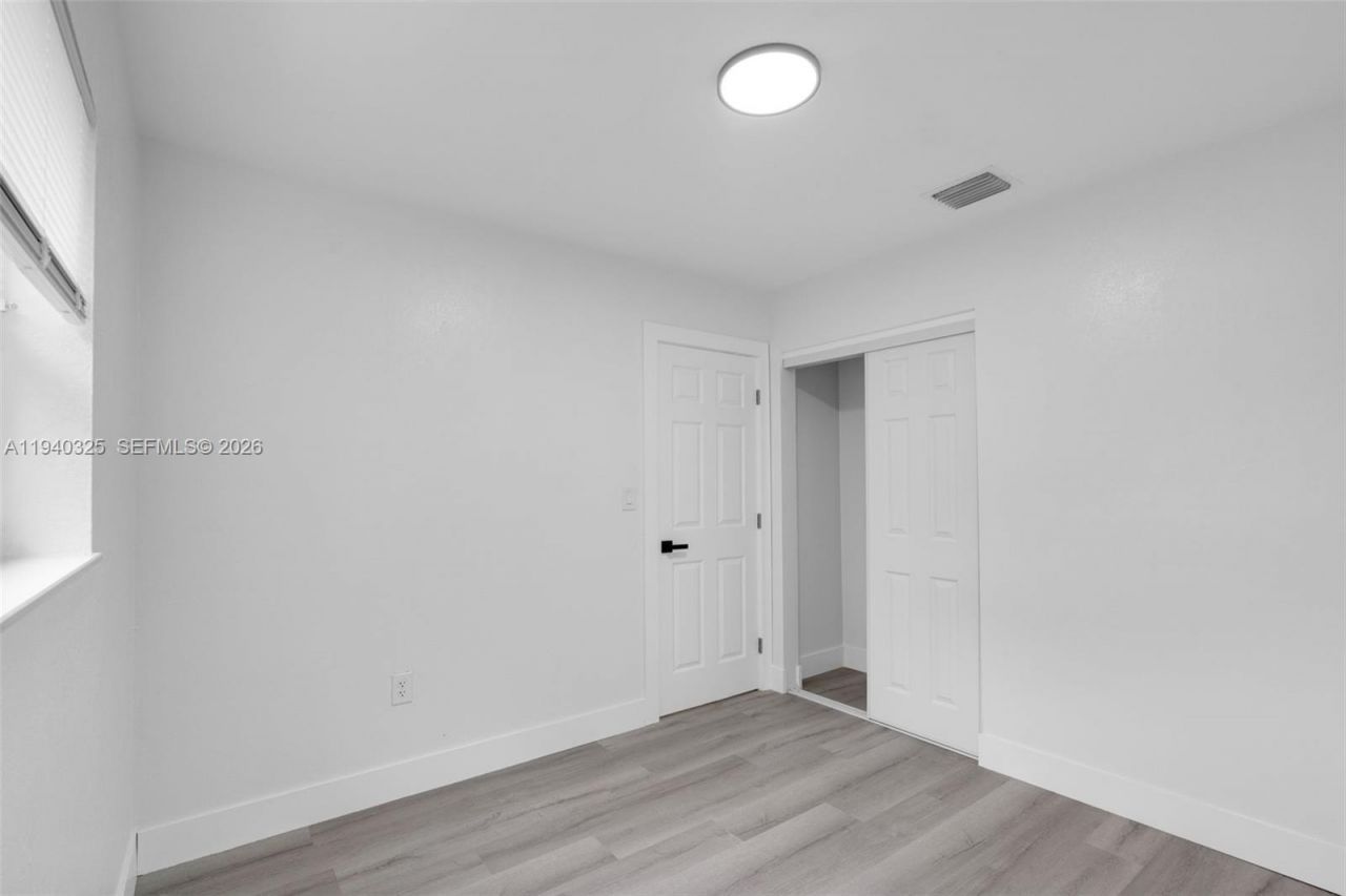 20901 NW 27th Ct , Miami Gardens, FL 33056 Photo