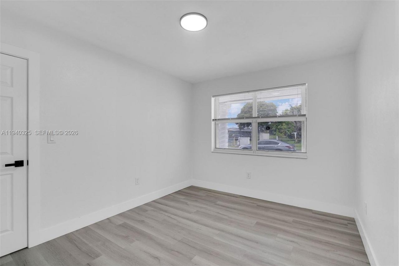 20901 NW 27th Ct , Miami Gardens, FL 33056 Photo