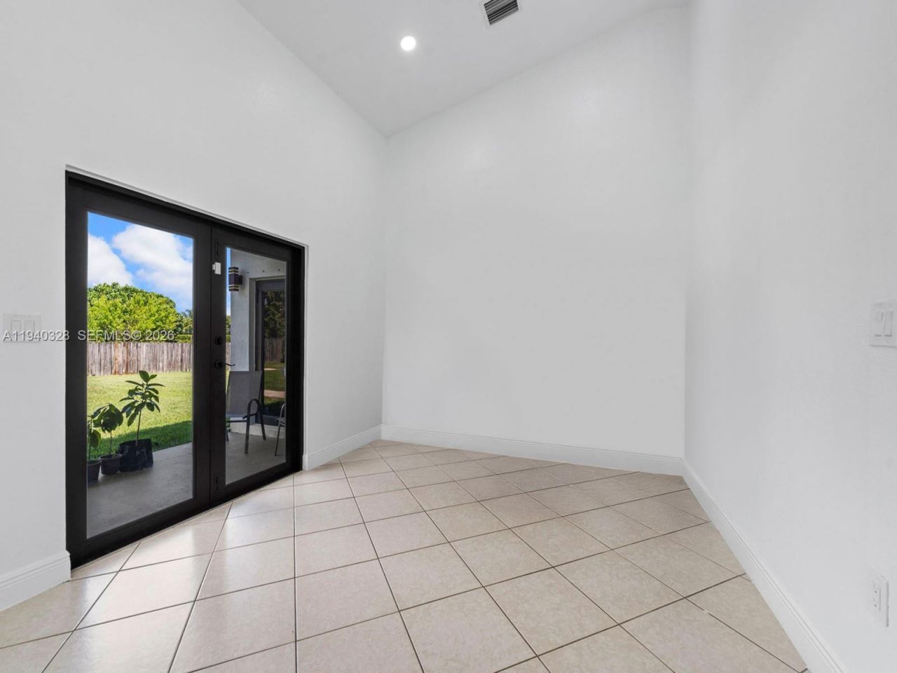 13205 SW 218th Ter, Miami, FL 33170 Photo