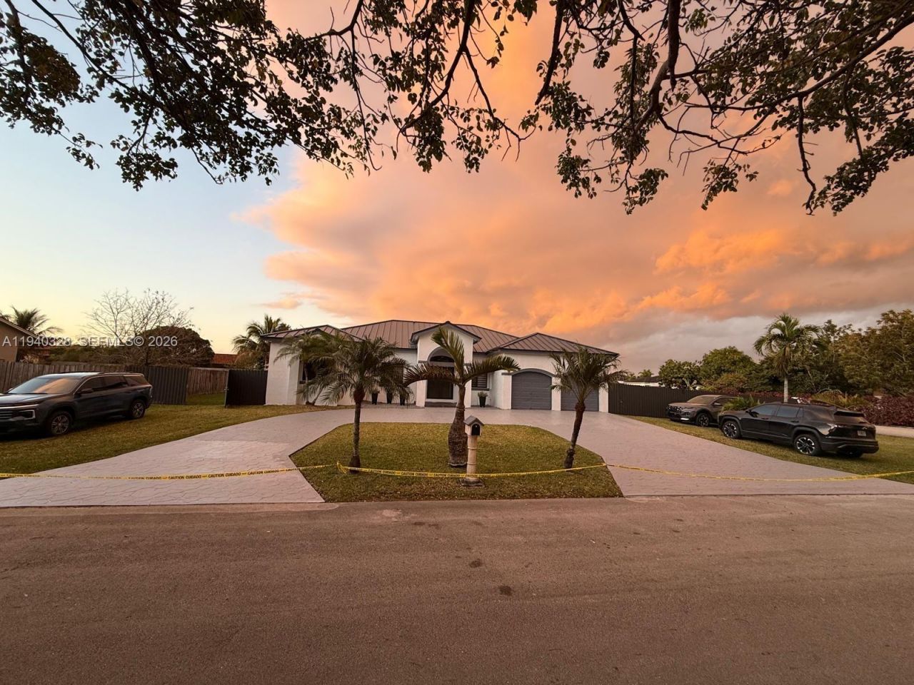 13205 SW 218th Ter, Miami, FL 33170 Photo