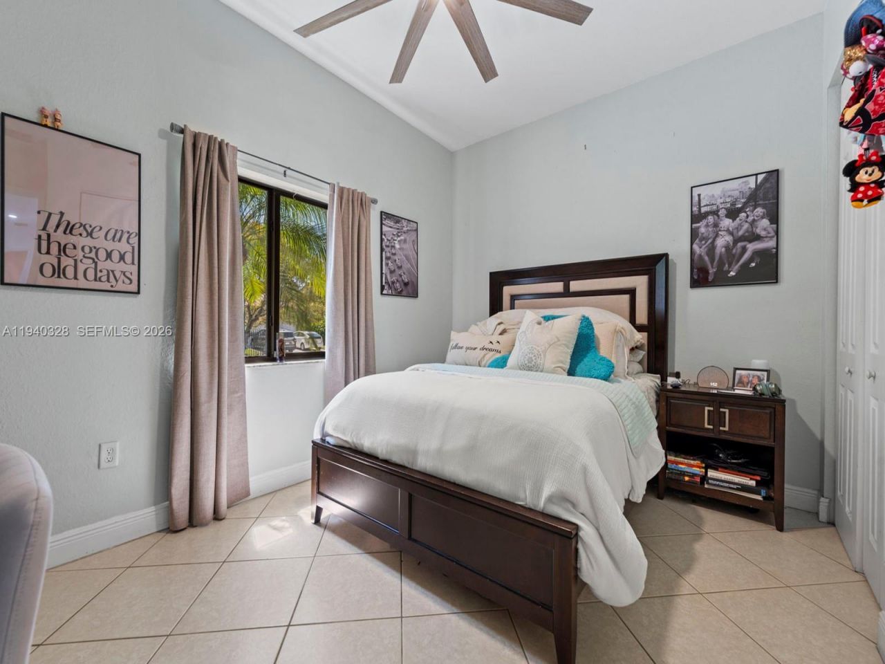 13205 SW 218th Ter, Miami, FL 33170 Photo