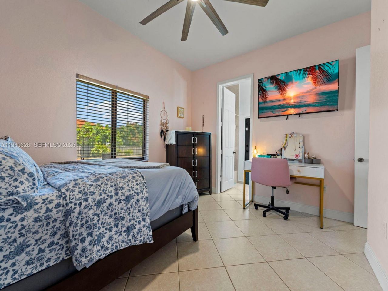 13205 SW 218th Ter, Miami, FL 33170 Photo