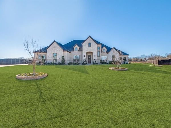 8210 Palmer Lane, Waxahachie, TX 75167