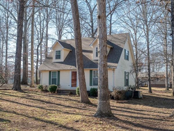 210 State Ave, Lawrenceburg, TN 38464